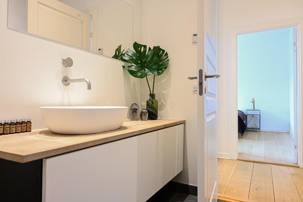 Sanders Arrow - Chic Three-Bedroom Apartment In The Middle Of Kopenhag Dış mekan fotoğraf